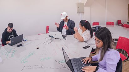 Hackathon promove troca de saberes entre diferentes cursos